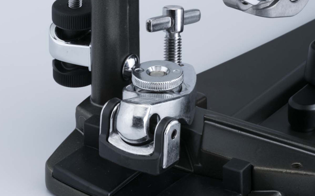 Tama Para-Clamp II Pro on the Dyna-Sync pedal