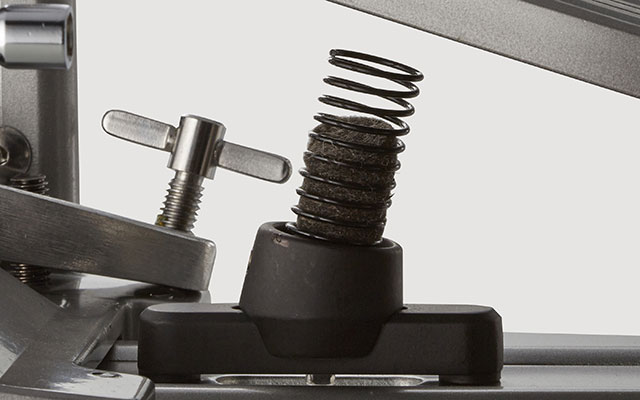 Tama Cobra Coil under the Speed Cobra 910 footboard