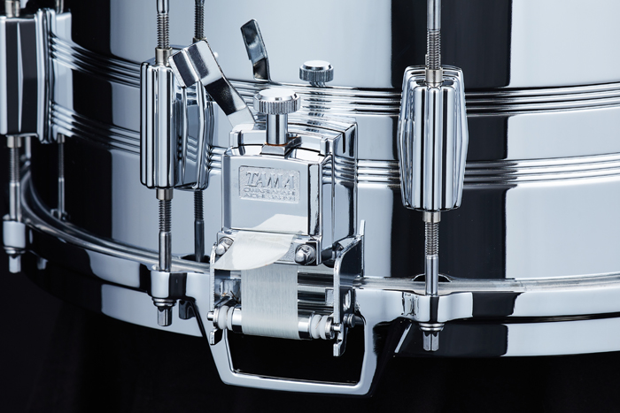 Tama Roller Action strainer on the Mastercraft 8056