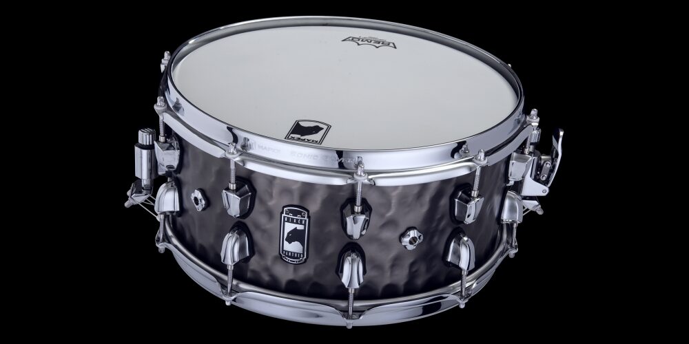 Mapex Black Panther Persuader 14x6.5" hammered brass snare