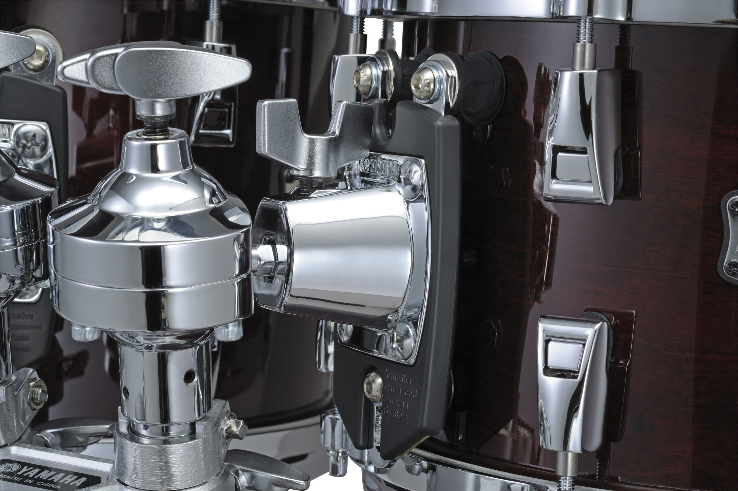 Yamaha Absolute Hybrid Maple 6-Piece Shell Pack – Red Autumn - Yamaha YESS III tom mounting system