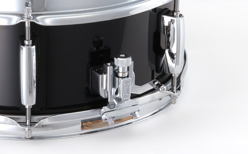 Pearl FCP1250 SR-018 snare strainer in off position